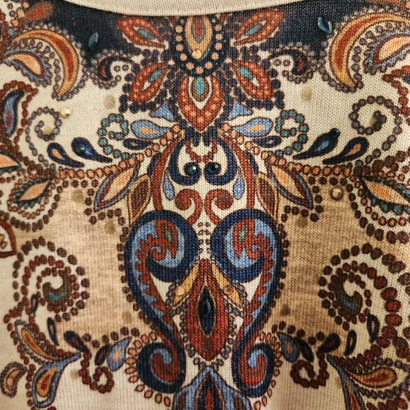 3/4 Sleeve Top - Picture 2 of 6